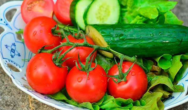 салатные овощи